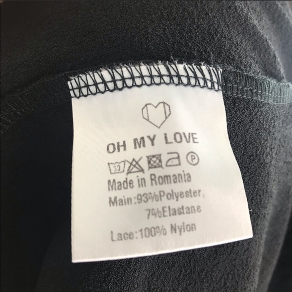 Black plunge dress with lace back - Picture 4 of 4